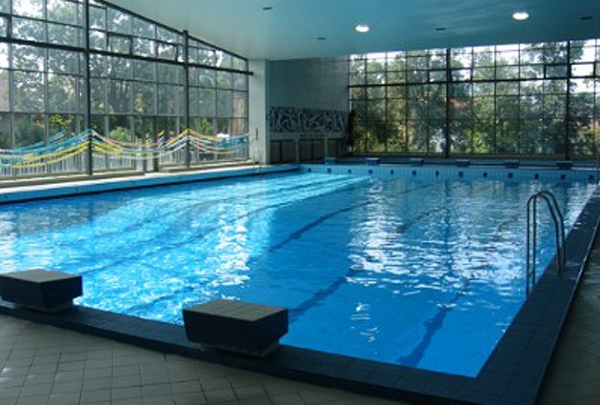 БАССЕЙН HLOUBĚT&Iacute;N